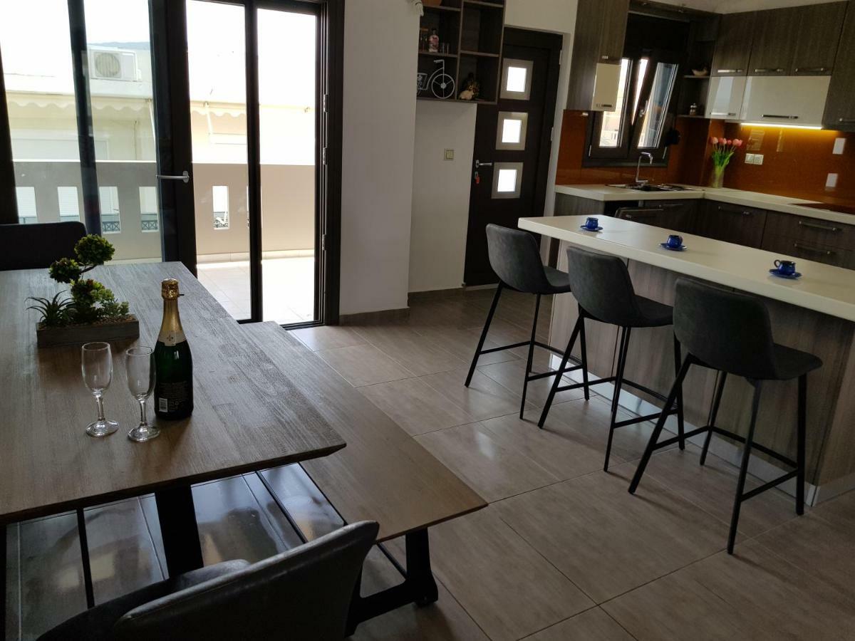 Angela Apartments カト・ダラトソ エクステリア 写真