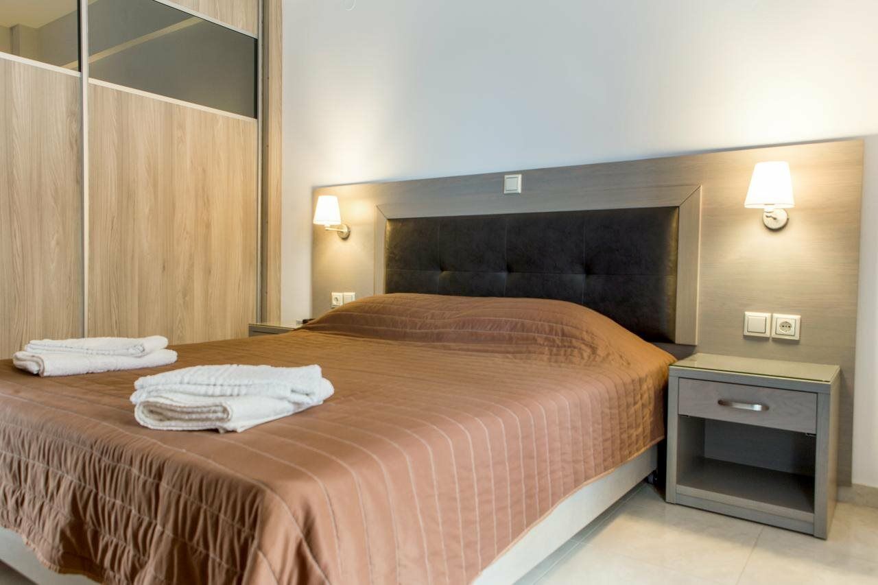 Angela Apartments カト・ダラトソ エクステリア 写真